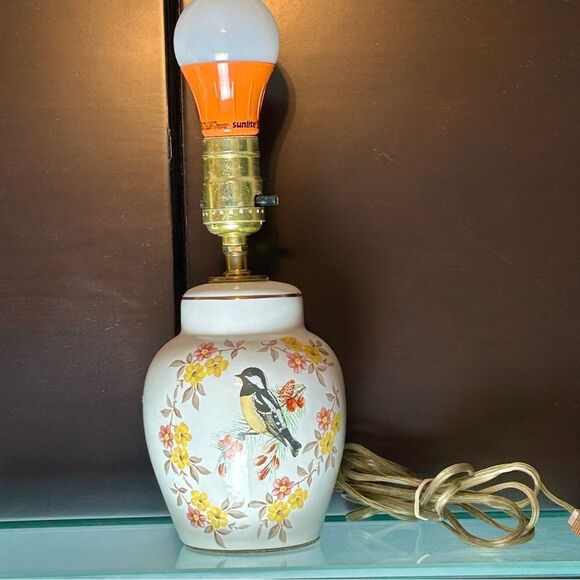 Vintage Other - Vintage Bird Lamp Porcelain Painted Bedside Table Jar Floral Asian Design 9”